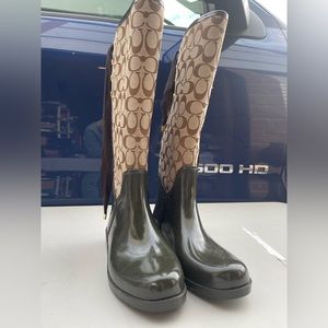COACH boots size 8.5 women’s